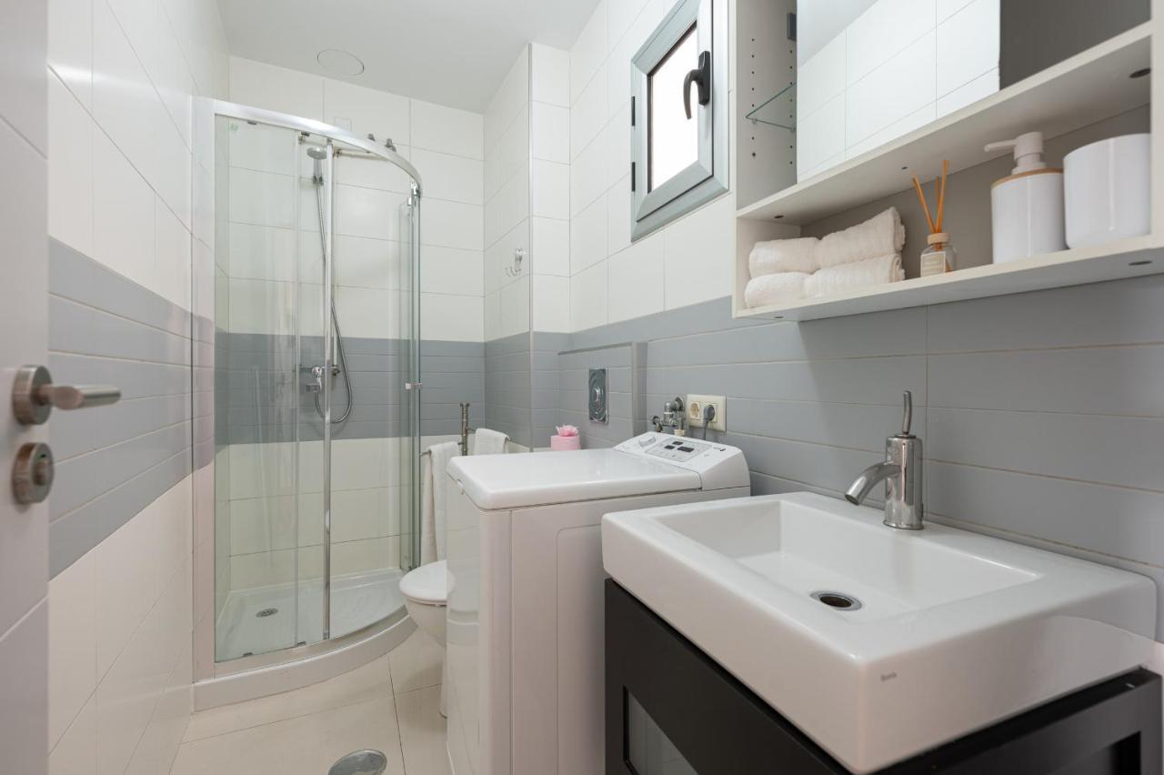 Homeforguest Two-Bedroom Apartment In The Heart Of Triana 大加那利岛拉斯帕尔马斯 外观 照片